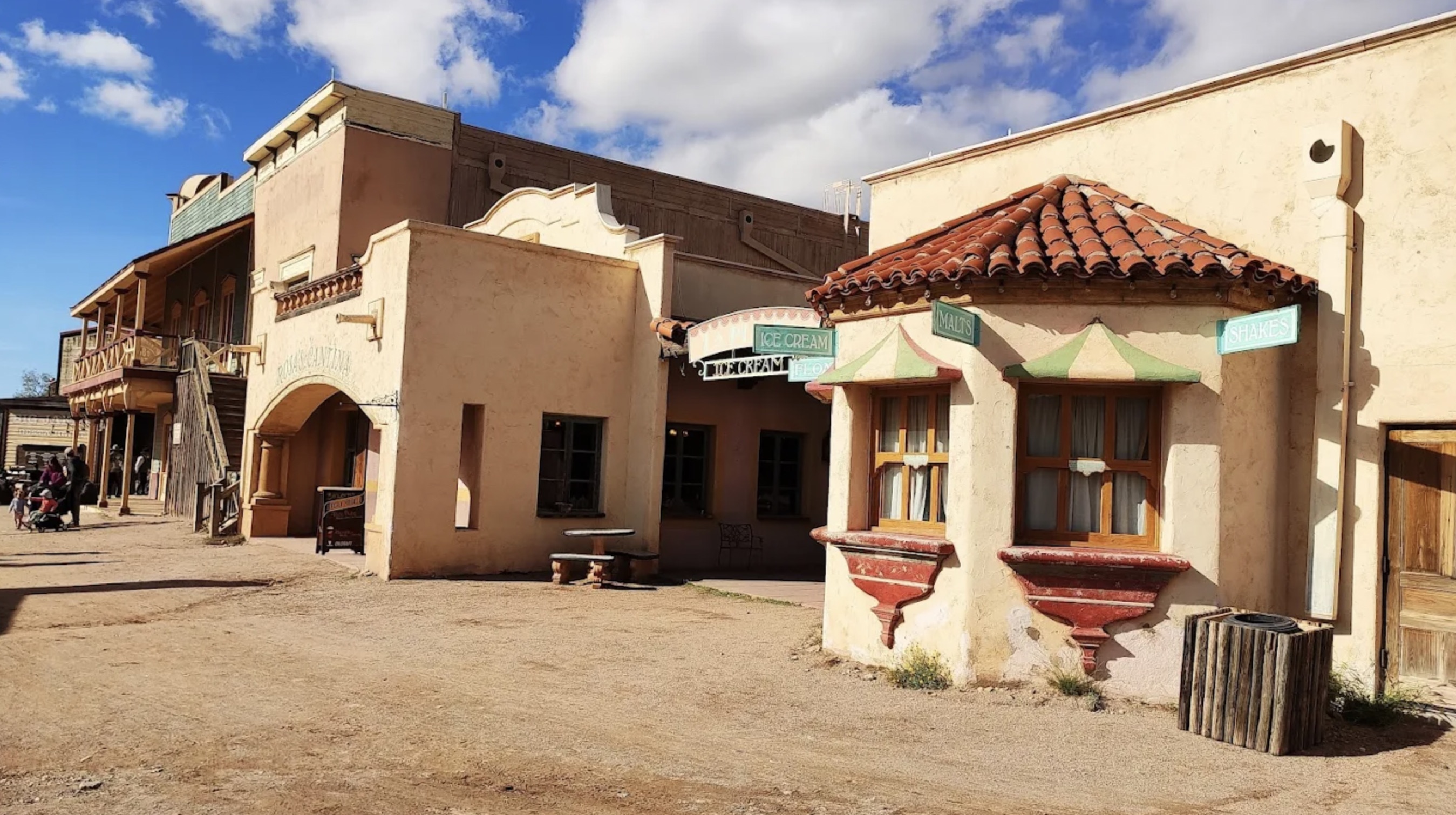 Main street ice cream parlor 